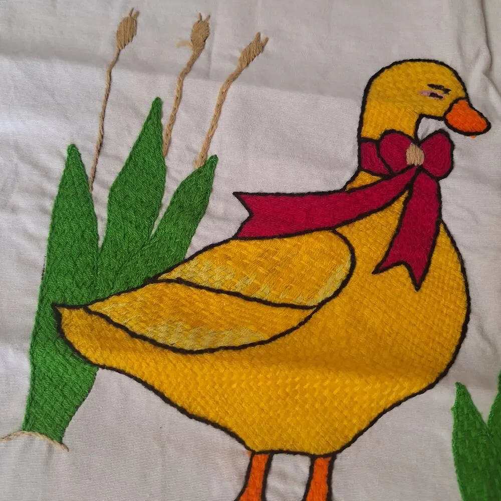 Vintage hand embroidered standard pillow case set of 2 vintage duck bedding
